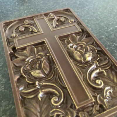 Custom silicone mold for qatar chocolate tokens by Mold Press Qatar mold 2024 2025 number 34